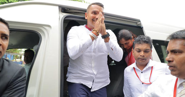 හිරගෙදර ඇතුළේ නාමල්ට විශේෂ ආරක්ෂාවක් – වෙනම නිලධාරීන් යොදවලා